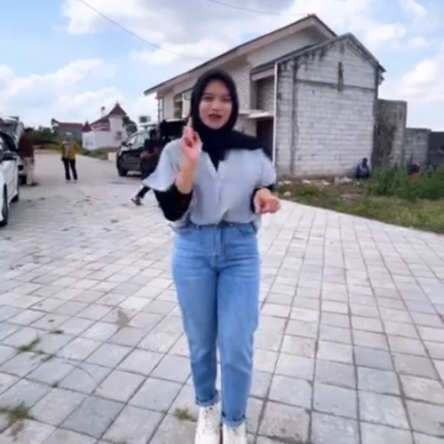 Peletakan batu pertama